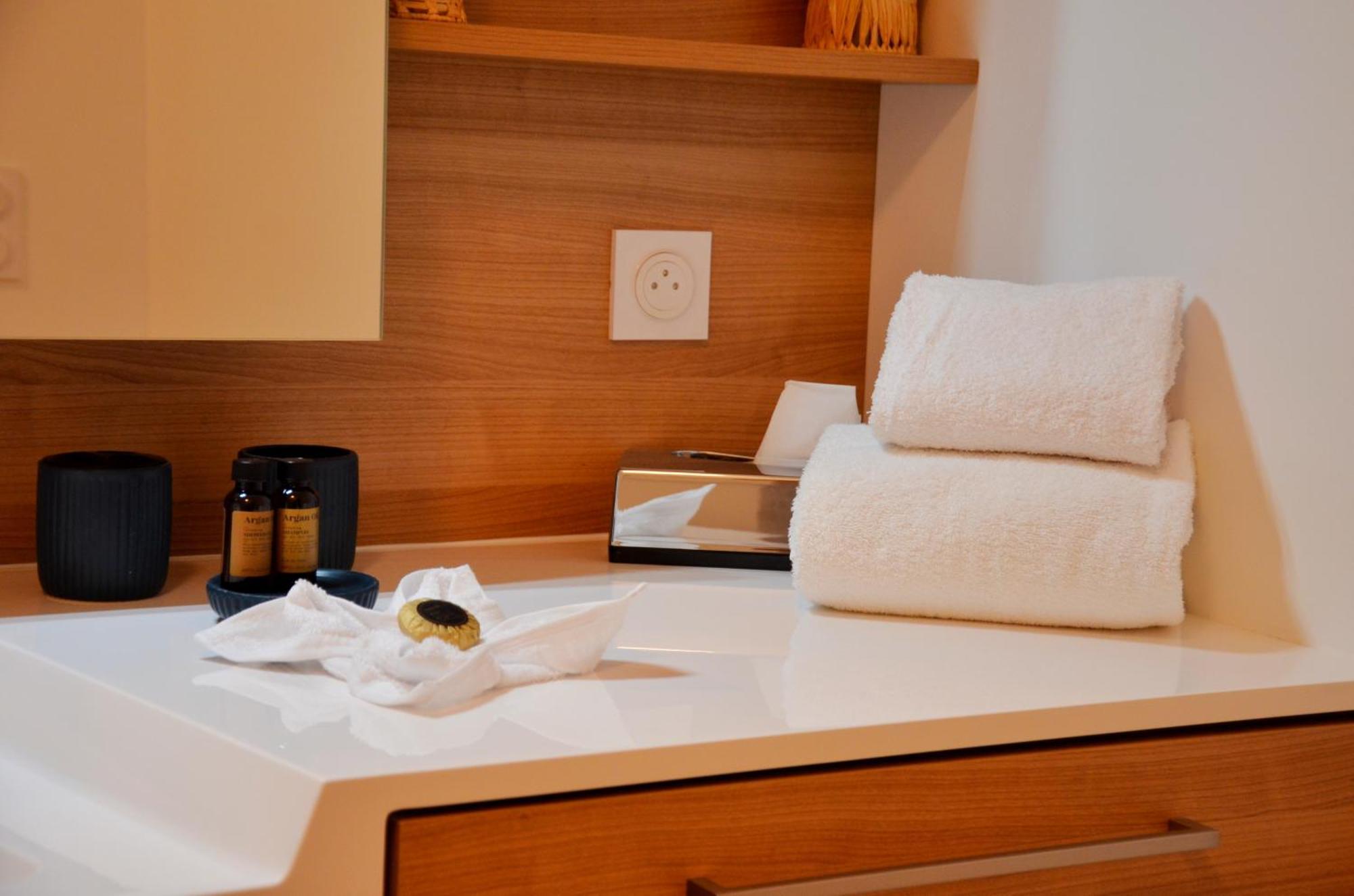 Residence Services Seniors - Domitys Les Jardins D'Ahna Dinan Dış mekan fotoğraf